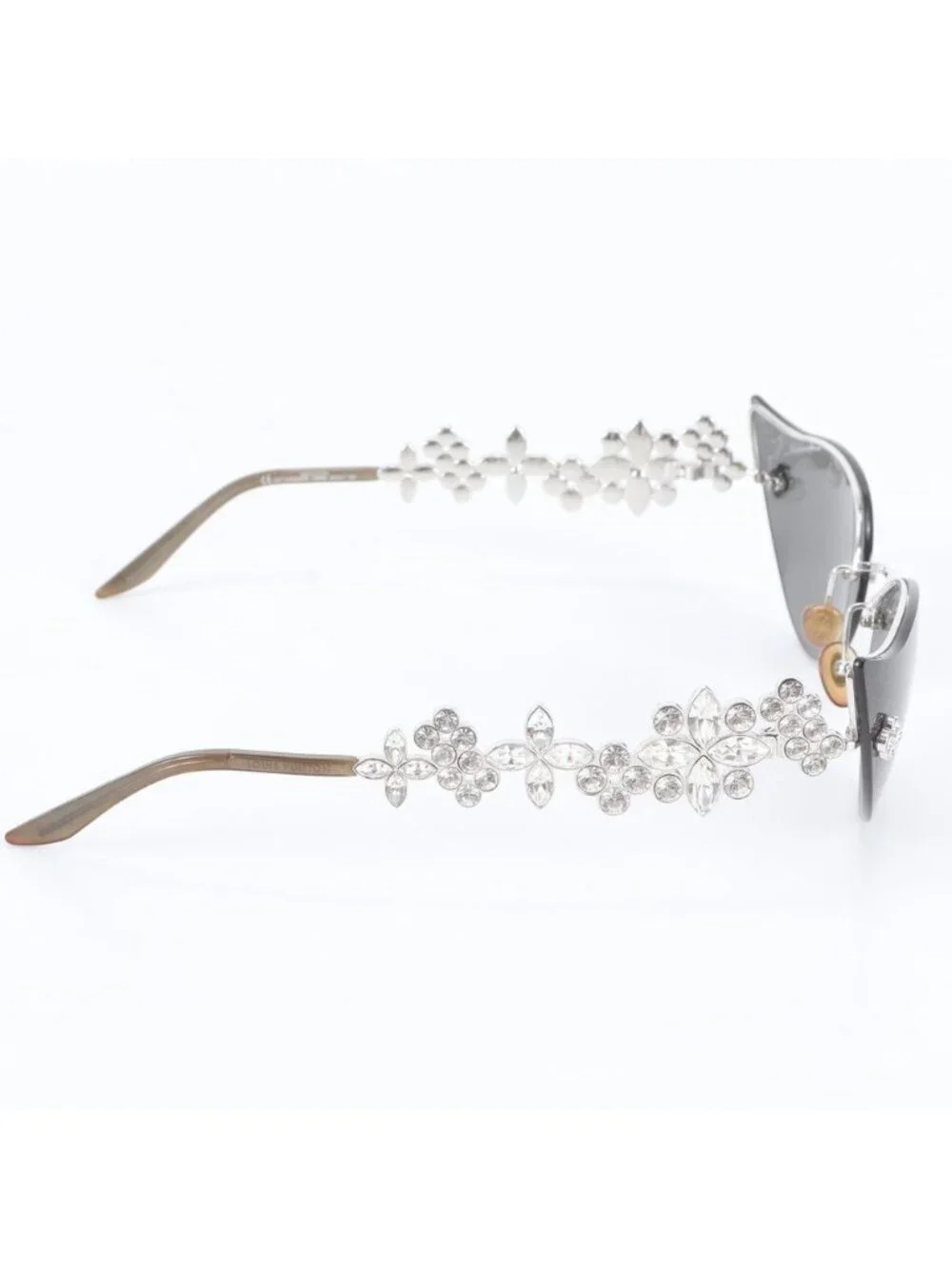 Louis Vuitton Swarovski Monogram Flower Cat's Eye Sunglasses Eyewear